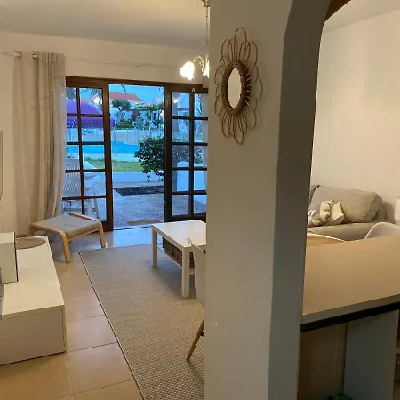 Estrella Del Mar 8. 1 Bedroom Villa With Pool And Gardens 300 Metres From The Beach Corralejo Exterior foto